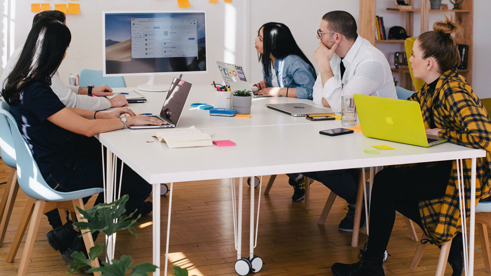 Managing teams, tasks, and timeline